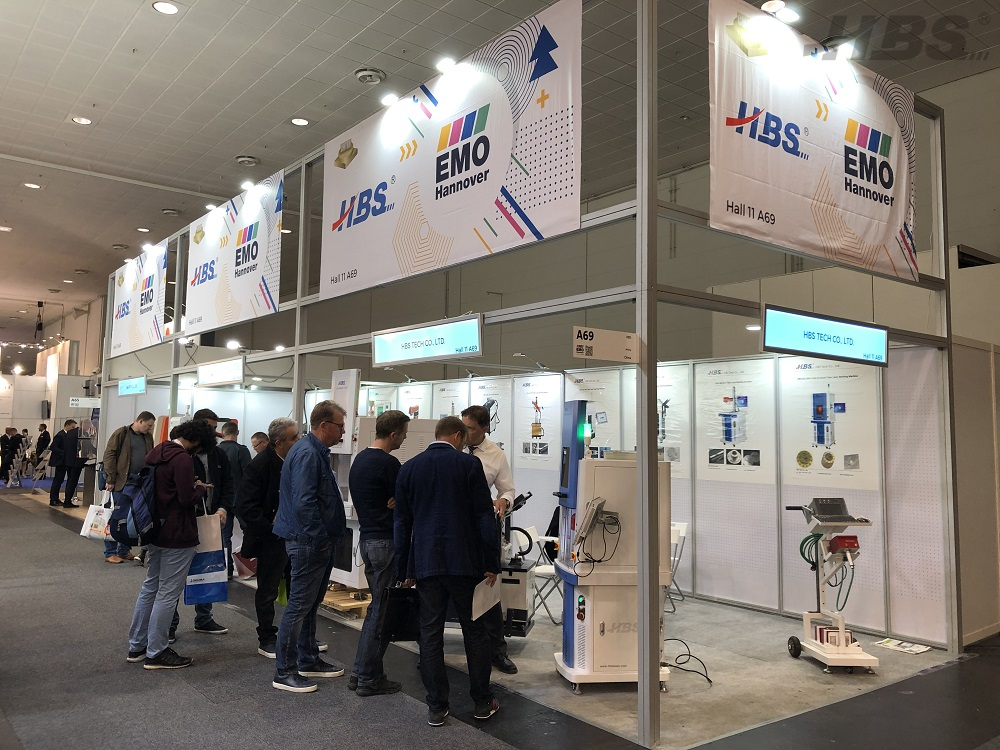 Laser Welding Machine Vs. Traditional Welding Machine